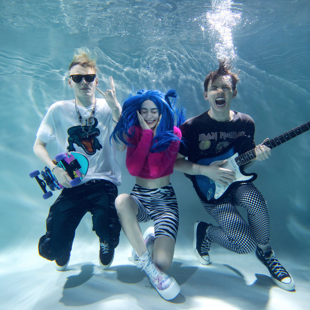 Cover of НЕ РАЗЛЕЙ ВОДА