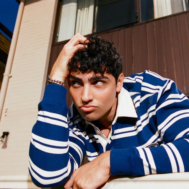 Photo of Oliver Cronin