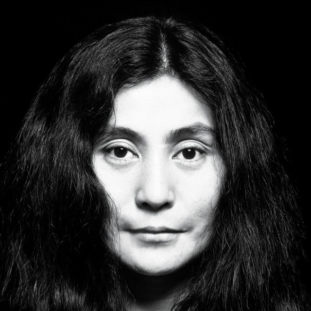 Photo of Yoko Ono